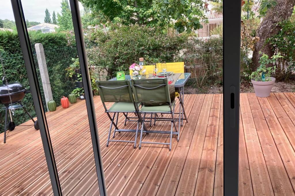 Charmant Chalet Avec Une Grande Terrasse Au Pyla La Teste-de-Buch Exteriér fotografie